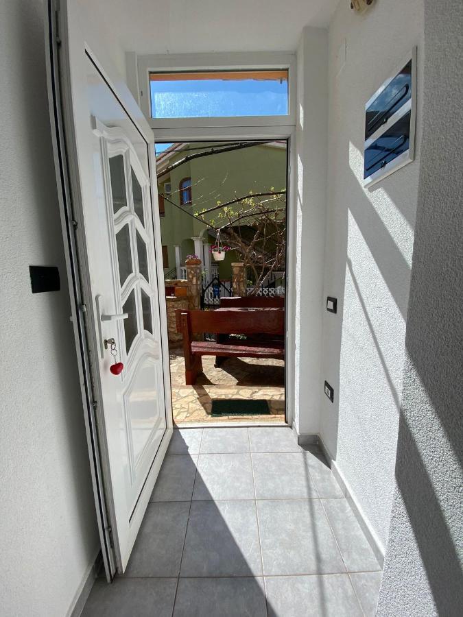 Studio Apartment Elsa Galižana المظهر الخارجي الصورة