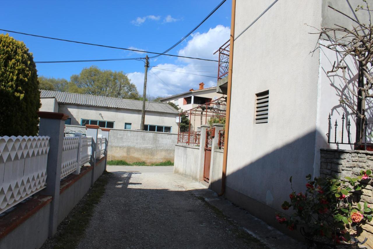 Studio Apartment Elsa Galižana المظهر الخارجي الصورة