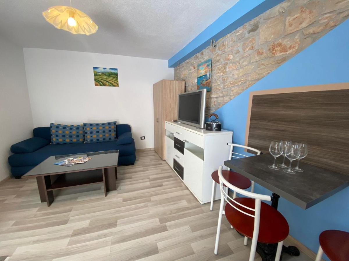 Studio Apartment Elsa Galižana المظهر الخارجي الصورة